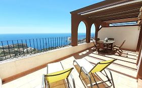 Panorama Seaview Apartment